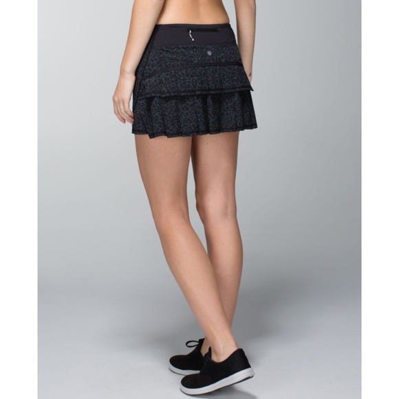 lululemon athletica Dresses & Skirts - Lulu Pace Setter Skirt Petal Camo Leopard Skort 6